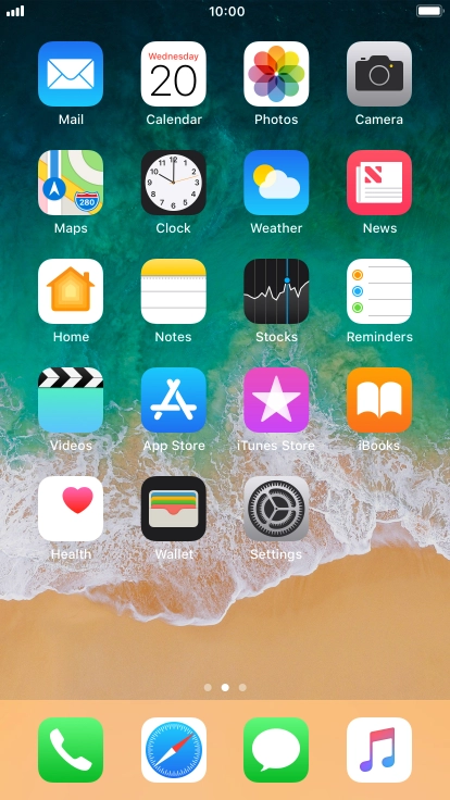 When the phone is turned on, you can always see the battery power level. The larger the coloured section of the battery icon, the more remaining battery power.