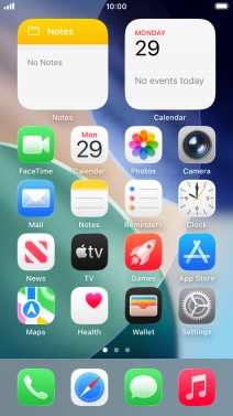 When the phone is turned on, you can always see the battery power level. The larger the coloured section of the battery icon, the more remaining battery power.