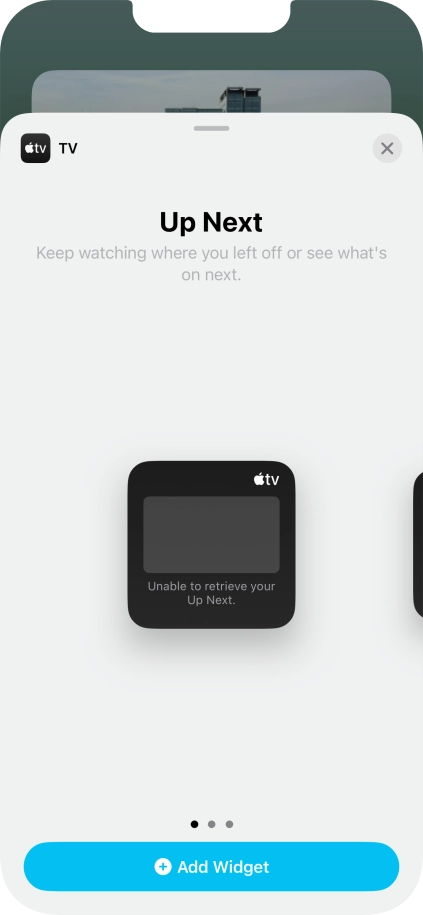 Slide your finger right or left on the screen to select the required widget size.