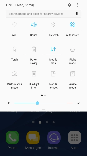 Press the sound settings icon the necessary number of times to turn silent mode on or off.