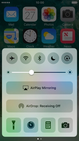 Press the flight mode icon to turn the function on or off. Press the flight mode icon to turn the function on or off.