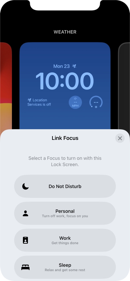 Press the required focus mode.
