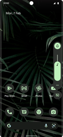 Press the sound mode icon the necessary number of times to turn silent mode on or off.