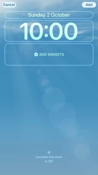 To customise the way the lock screen date is displayed, press the date widget and follow the instructions on the screen to select the required widget display mode.