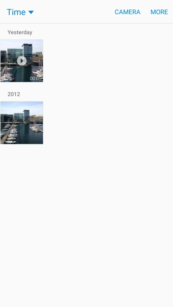 Press the required picture or video clip. Press the required picture or video clip.