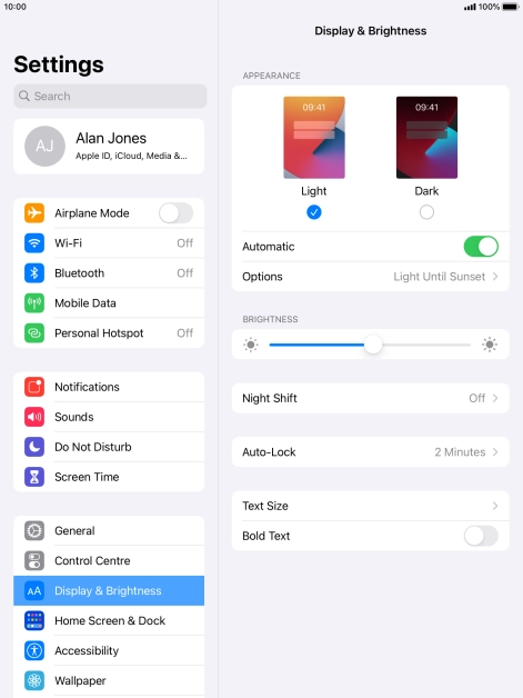 If you turn on the function, press Options and follow the instructions on the screen to select the required period of time for Dark Mode.
