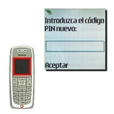 La pantalla muestra Introduzca el código PIN nuevo:. Introduzca un nuevo código PIN y pulse Aceptar.