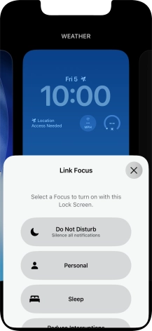 Press the required focus mode.