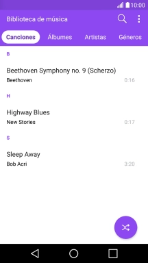 Pulsa el archivo de música deseado. Pulsa el archivo de música deseado.