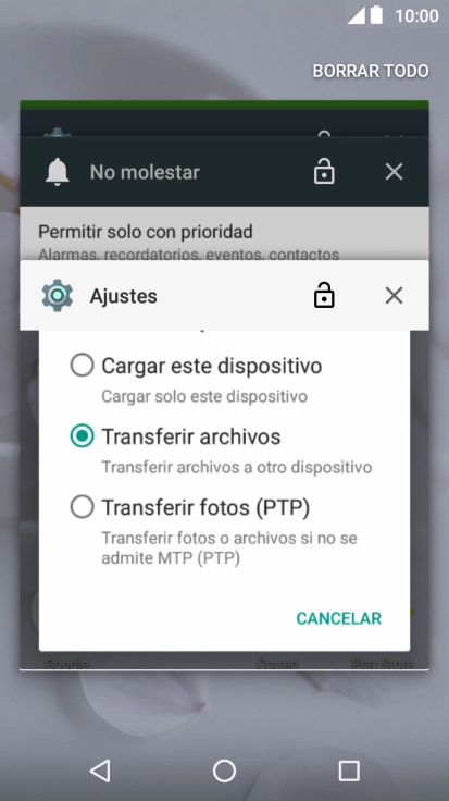 Para cerrar una sola aplicación en ejecución, desliza el dedo hacia la derecha sobre la aplicación deseada. Para cerrar una sola aplicación en ejecución, desliza el dedo hacia la derecha sobre la aplicación deseada.