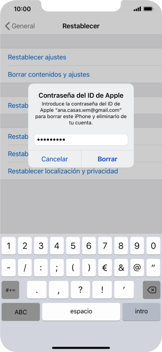 Introduce la contraseña de tu ID de Apple y pulsa Borrar. Espera unos instantes mientras el teléfono restablece la configuración predeterminada. Sigue las indicaciones de la pantalla para configurar el teléfono y dejarlo listo para su uso. Introduce la contraseña de tu ID de Apple y pulsa Borrar. Espera unos instantes mientras el teléfono restablece la configuración predeterminada. Sigue las indicaciones de la pantalla para configurar el teléfono y dejarlo listo para su uso.