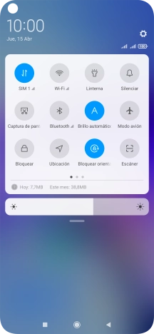 Pulsa el icono de datos móviles para activar o desactivar la función. Pulsa el icono de datos móviles para activar o desactivar la función.