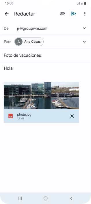 Pulsa el icono de envío cuando termines de escribir el correo electrónico. Pulsa el icono de envío cuando termines de escribir el correo electrónico.