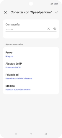 Introduce la contraseña de la red Wi-Fi y pulsa el icono de aceptar. Introduce la contraseña de la red Wi-Fi y pulsa el icono de aceptar.