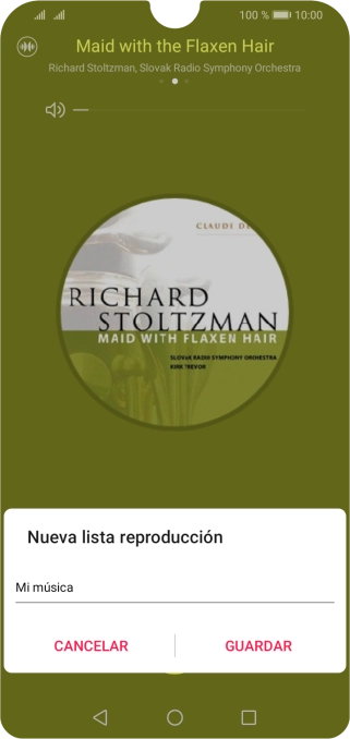 Introduce el nombre deseado de la lista de reproducción y pulsa GUARDAR.