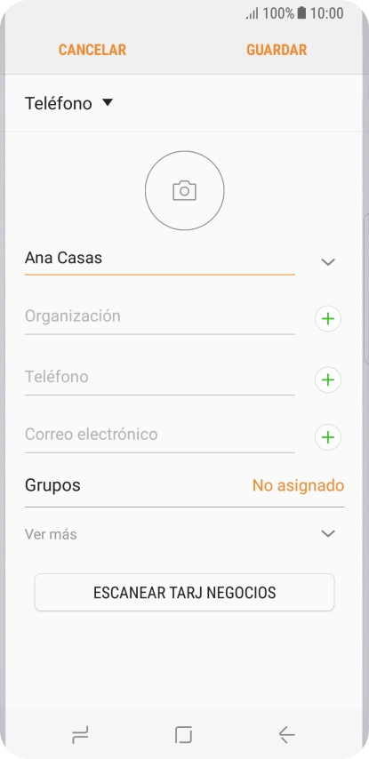 Pulsa Teléfono e introduce el número de teléfono deseado. Pulsa Teléfono e introduce el número de teléfono deseado.