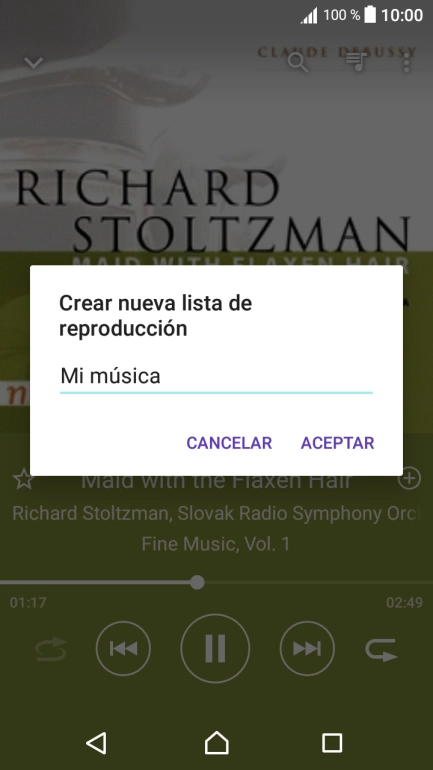 Introduce el nombre deseado de la lista de reproducción y pulsa ACEPTAR.