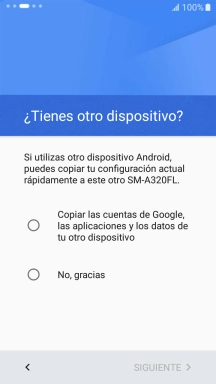 Puedes transferir el contenido de otro teléfono cuando activas tu teléfono por primera vez y cuando lo has restablecido. Cuando aparezca en la pantalla del teléfono esta imagen, ya está listo para la transmisión del contenido del otro teléfono. Puedes transferir el contenido de otro teléfono cuando activas tu teléfono por primera vez y cuando lo has restablecido. Cuando aparezca en la pantalla del teléfono esta imagen, ya está listo para la transmisión del contenido del otro teléfono.