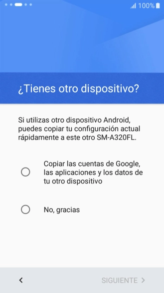 Puedes transferir el contenido de otro teléfono cuando activas tu teléfono por primera vez y cuando lo has restablecido. Cuando aparezca en la pantalla del teléfono esta imagen, ya está listo para la transmisión del contenido del otro teléfono. Puedes transferir el contenido de otro teléfono cuando activas tu teléfono por primera vez y cuando lo has restablecido. Cuando aparezca en la pantalla del teléfono esta imagen, ya está listo para la transmisión del contenido del otro teléfono.