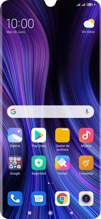 Cuando el icono de carga de batería aparece en la pantalla, el teléfono se está cargando. Cuando el icono de carga de batería aparece en la pantalla, el teléfono se está cargando.