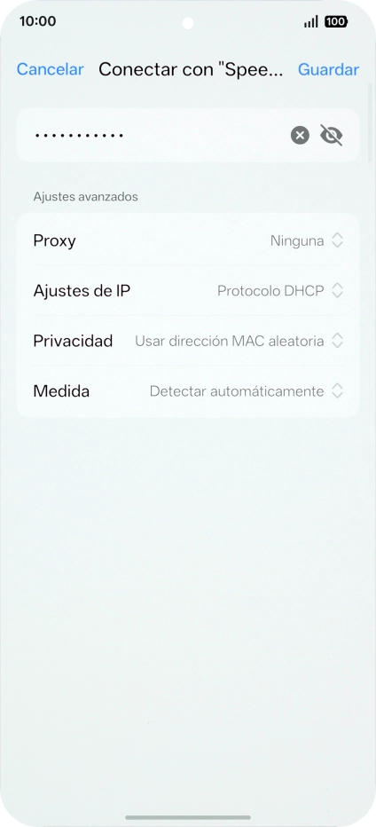 Introduce la contraseña de la red wifi y pulsa Guardar. Introduce la contraseña de la red wifi y pulsa Guardar.