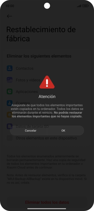 Pulsa OK. Espera unos instantes mientras el teléfono restablece la configuración predeterminada. Sigue las indicaciones de la pantalla para configurar el teléfono y dejarlo listo para su uso.