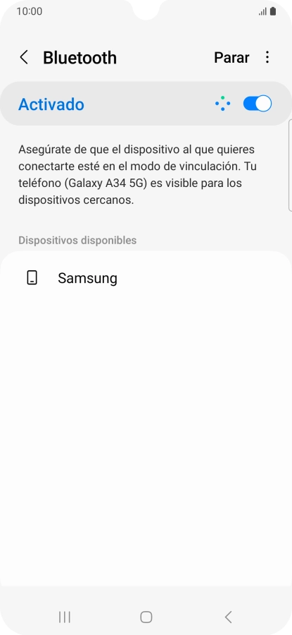 Pulsa el dispositivo Bluetooth deseado y sigue las indicaciones de la pantalla para vincular el dispositivo al teléfono. Pulsa el dispositivo Bluetooth deseado y sigue las indicaciones de la pantalla para vincular el dispositivo al teléfono.