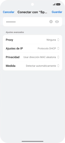 Introduce la contraseña de la red wifi y pulsa Guardar. Introduce la contraseña de la red wifi y pulsa Guardar.