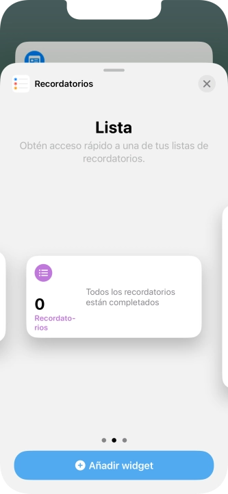 Desliza el dedo hacia la derecha o hacia la izquierda por la pantalla para seleccionar el tamaño de widget deseado. Desliza el dedo hacia la derecha o hacia la izquierda por la pantalla para seleccionar el tamaño de widget deseado.