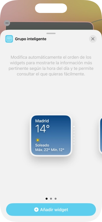 Desliza el dedo hacia la derecha o hacia la izquierda por la pantalla para seleccionar el tamaño de widget deseado. Desliza el dedo hacia la derecha o hacia la izquierda por la pantalla para seleccionar el tamaño de widget deseado.