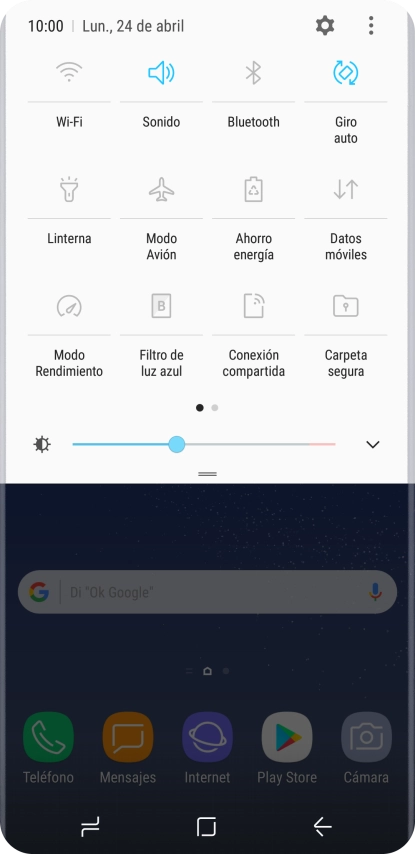 Pulsa el icono de datos móviles para activar o desactivar la función. Pulsa el icono de datos móviles para activar o desactivar la función.