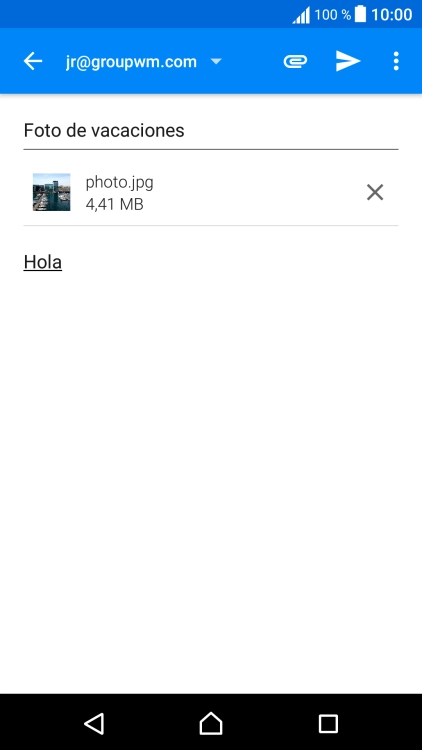 Pulsa el icono de envío cuando termines de escribir el correo electrónico. Pulsa el icono de envío cuando termines de escribir el correo electrónico.