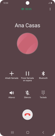 Pulsa el icono de finalizar llamada. Pulsa el icono de finalizar llamada.
