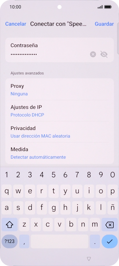 Introduce la contraseña de la red Wi-Fi y pulsa el icono de aceptar. Introduce la contraseña de la red Wi-Fi y pulsa el icono de aceptar.