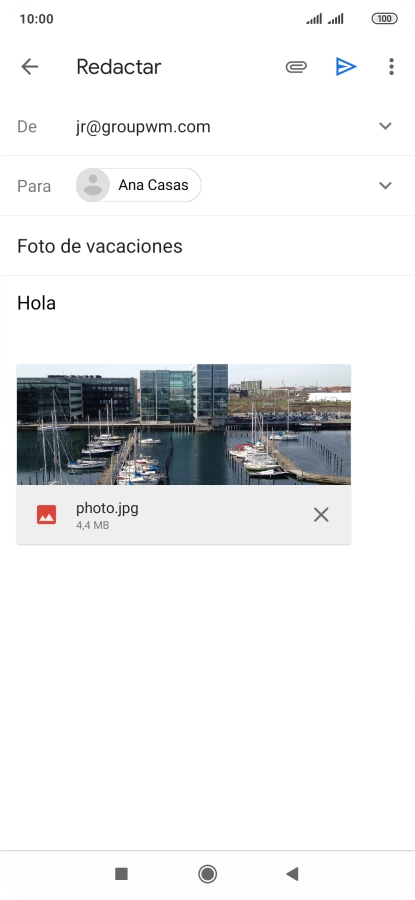 Pulsa el icono de envío cuando termines de escribir el correo electrónico. Pulsa el icono de envío cuando termines de escribir el correo electrónico.
