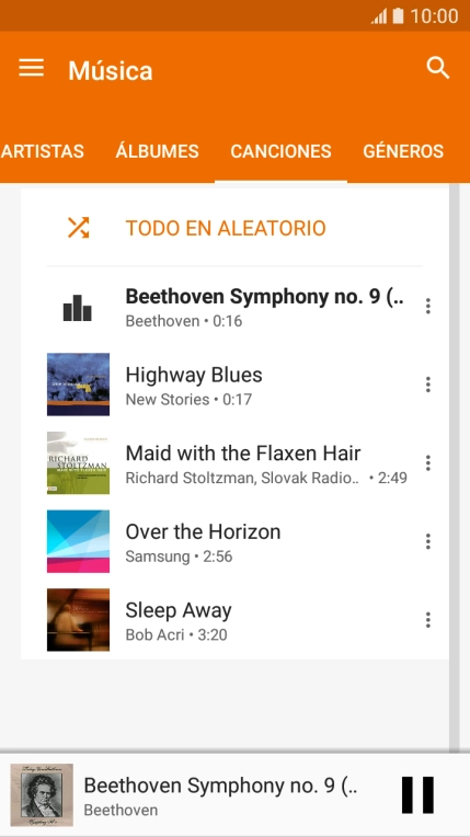 Pulsa el título de la canción en la parte inferior de la pantalla. Pulsa el título de la canción en la parte inferior de la pantalla.