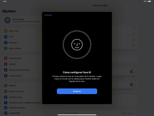 Pulsa Empezar y sigue las indicaciones de la pantalla para crear un código de seguridad con la función de reconocimiento facial (Face ID). Pulsa Empezar y sigue las indicaciones de la pantalla para crear un código de seguridad con la función de reconocimiento facial (Face ID).