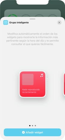 Desliza el dedo hacia la derecha o hacia la izquierda por la pantalla para seleccionar el tamaño de widget deseado. Desliza el dedo hacia la derecha o hacia la izquierda por la pantalla para seleccionar el tamaño de widget deseado.