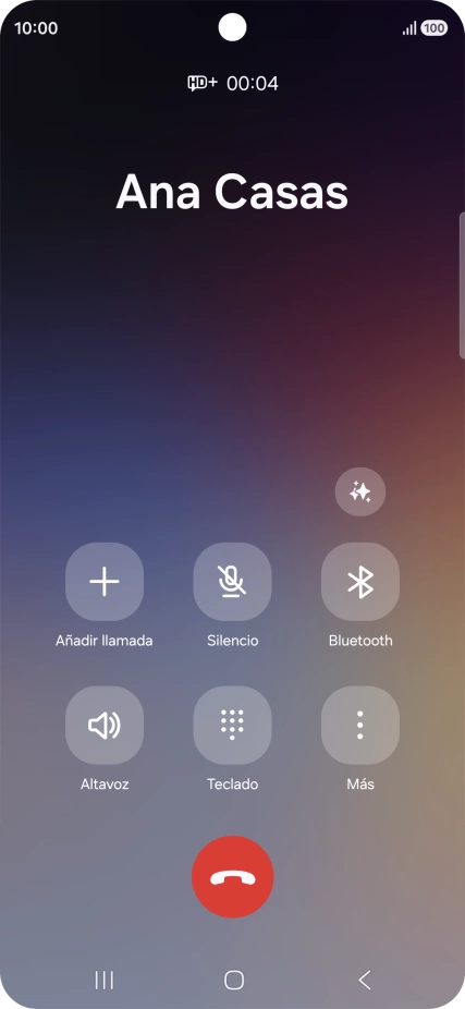 Si deseas utilizar Galaxy AI para la traducción de una conversación durante una llamada, pulsa el icono de IA. Si deseas utilizar Galaxy AI para la traducción de una conversación durante una llamada, pulsa el icono de IA.