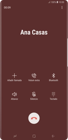 Pulsa el icono de finalizar llamada. Pulsa el icono de finalizar llamada.