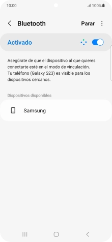 Pulsa el dispositivo Bluetooth deseado y sigue las indicaciones de la pantalla para vincular el dispositivo al teléfono. Pulsa el dispositivo Bluetooth deseado y sigue las indicaciones de la pantalla para vincular el dispositivo al teléfono.
