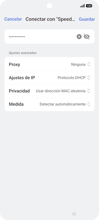 Introduce la contraseña de la red wifi y pulsa Guardar. Introduce la contraseña de la red wifi y pulsa Guardar.