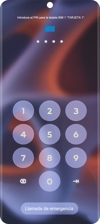 Si tu tarjeta SIM está bloqueada, introduce el código PIN y pulsa la flecha hacia la derecha. Si tu tarjeta SIM está bloqueada, introduce el código PIN y pulsa la flecha hacia la derecha.