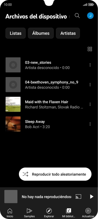 Pulsa el archivo de música deseado. Pulsa el archivo de música deseado.