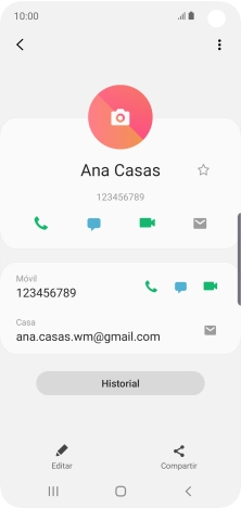Pulsa el icono de realizar llamadas. Pulsa el icono de realizar llamadas.