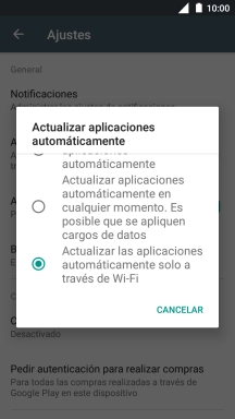 Para activar la actualización automática de apps a través de wifi, pulsa Actualizar las aplicaciones automáticamente solo a través de Wi-Fi.