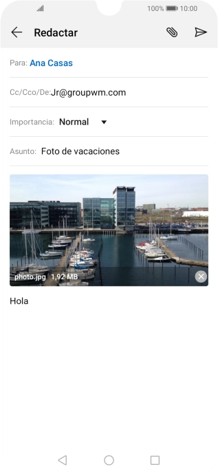 Pulsa el icono de envío cuando termines de escribir el correo electrónico. Pulsa el icono de envío cuando termines de escribir el correo electrónico.