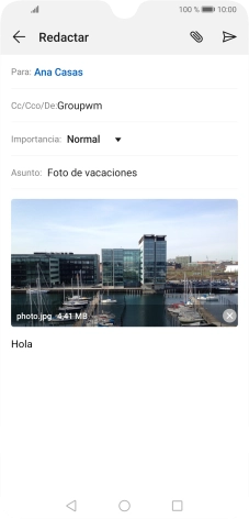 Pulsa el icono de envío cuando termines de escribir el correo electrónico. Pulsa el icono de envío cuando termines de escribir el correo electrónico.