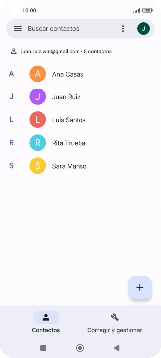 Pulsa el icono de nuevo contacto.