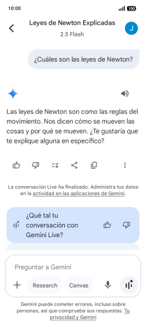 La transcripción de la conversación con Gemini Live aparece ahora en la pantalla. La transcripción de la conversación con Gemini Live aparece ahora en la pantalla.